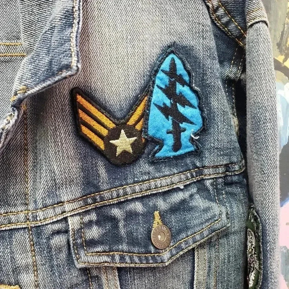Ring of Fire Denim Jacket with Patch Detail Size S - Picture 3 of 9
